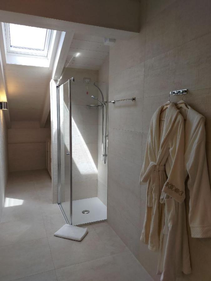 Sweet Dream Deluxe Apartment Сірміоне Екстер'єр фото