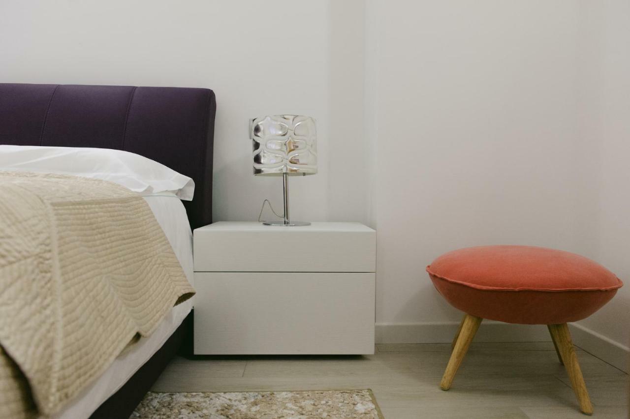 Sweet Dream Deluxe Apartment Сірміоне Екстер'єр фото